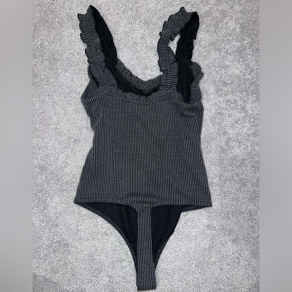 Pink Lily Gray Ribbed Ruffle Bodysuit - Picture 3 of 4